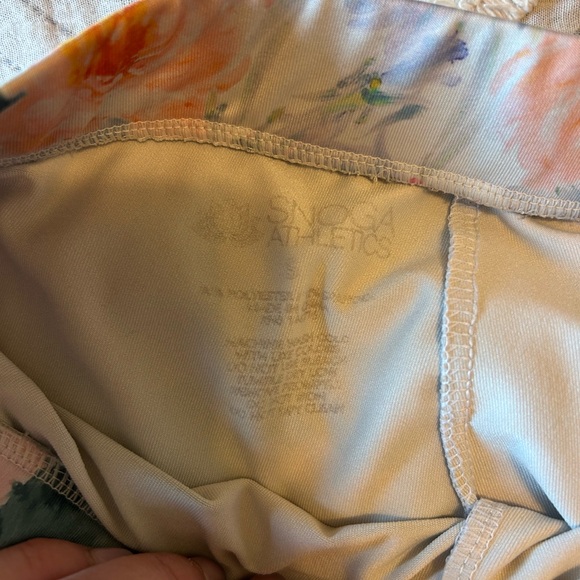 Snoga Athletic Floral Skirt - Picture 4 of 4